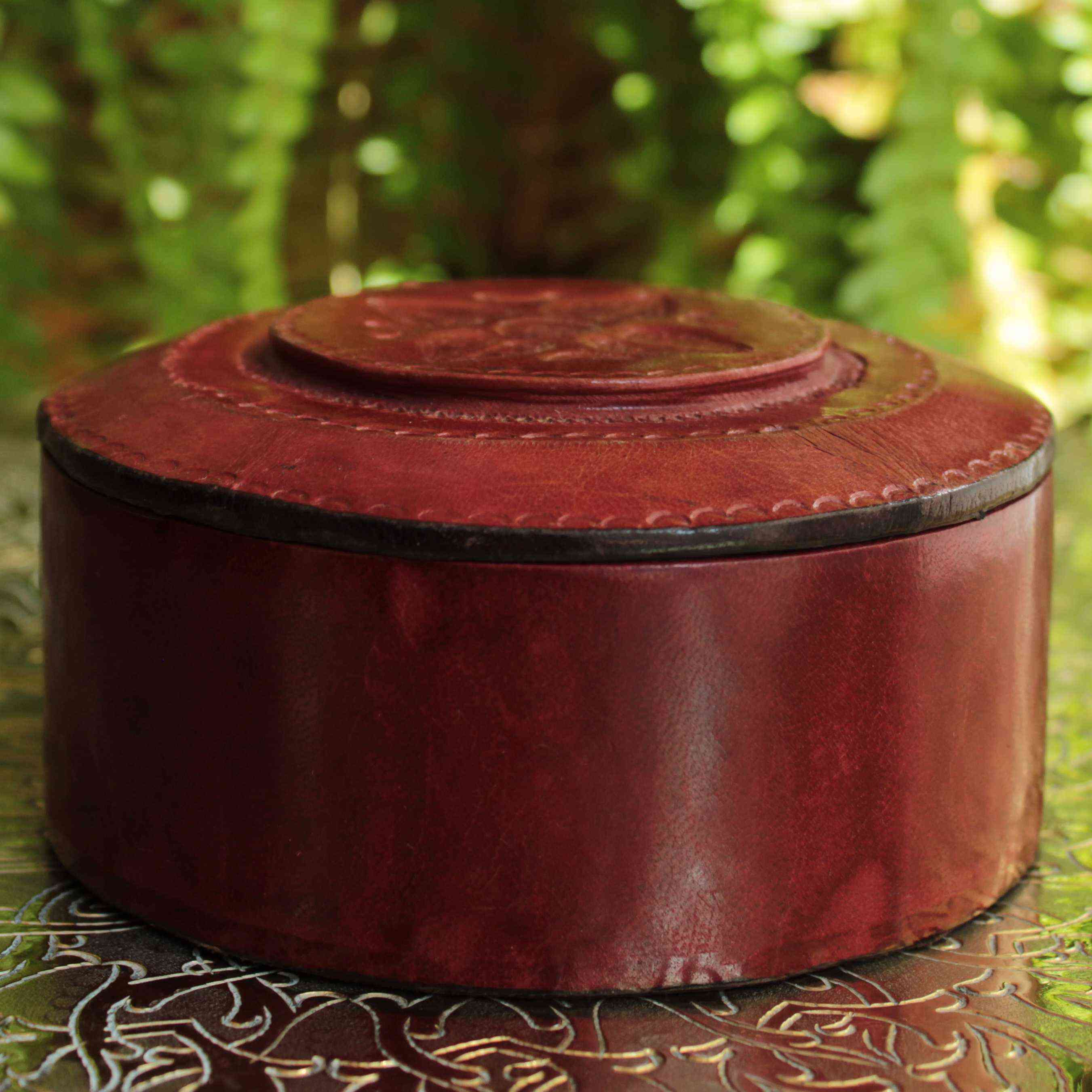 Boîte à bijoux en cuir marron